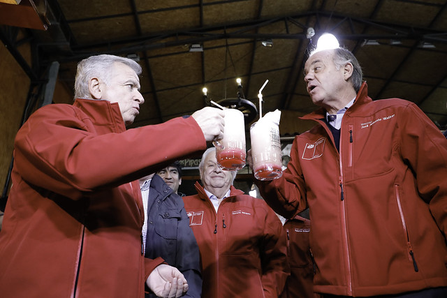 48689534807_97daafe74e_z