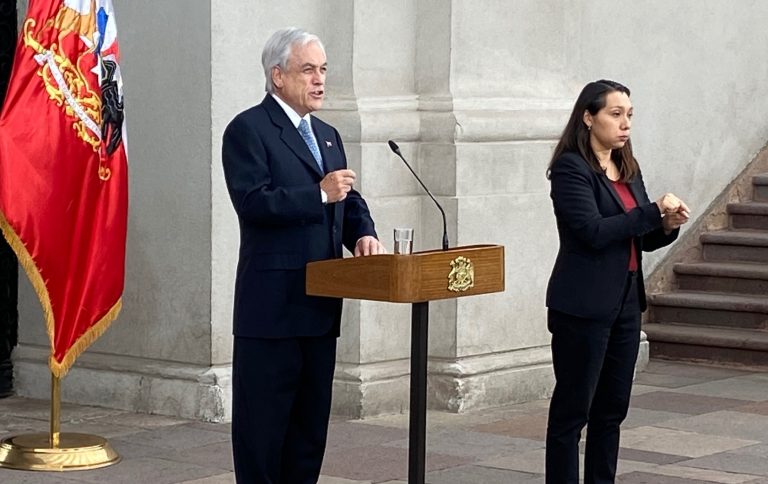 Piñera le vuelve a dar correctivo al Congreso y manda veto sustitutivo por mala ley de postergación de Permisos de Circulación