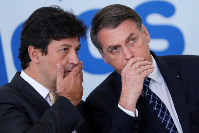 Bolsonaro y Ministro de Salud Brasil