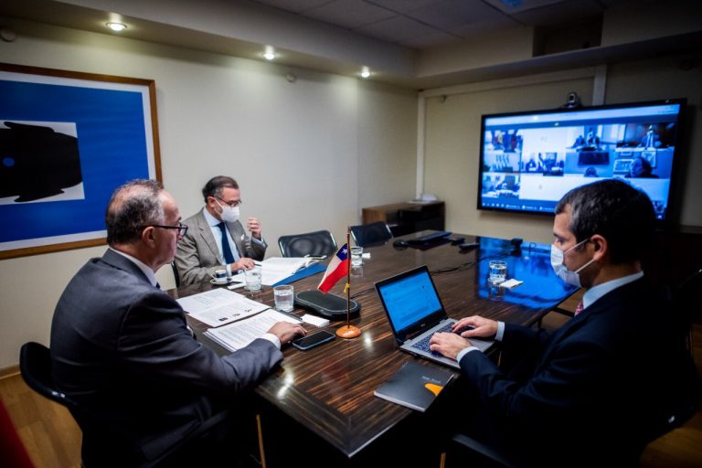 Chile participa junto a España y otros 6 países hispanoamericanos en reunión de coordinación para enfrentar el Covid-19