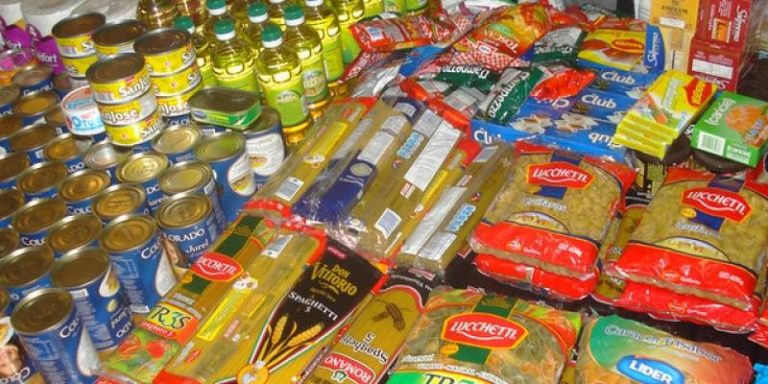 Cómo distribuir, escasez y especulación: los principales temores ante las cajas de alimentos
