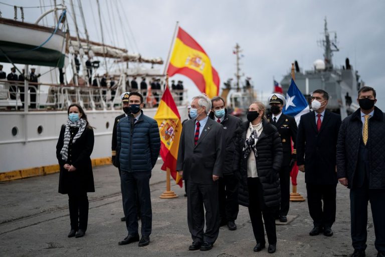 Chile conmemoró los 500 años del descubrimiento del Estrecho de Magallanes