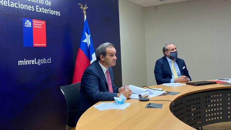 Canciller Allamand minimiza el estallido social ante la OEA: “Chile tiene confianza en su democracia y en sus instituciones”