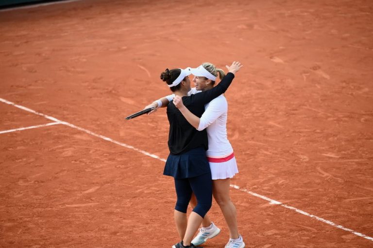 Roland Garros: Este domingo Guarachi y Krawczyk jugarán la final de dobles femenina ante Babos y Mladenovic