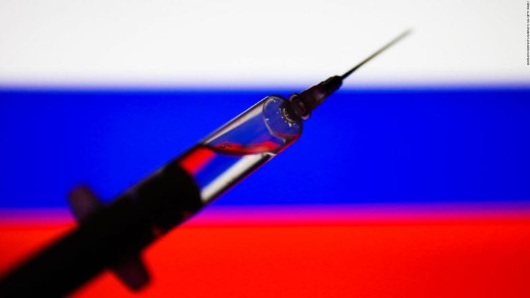 Coronavirus: Rusia aprueba el uso de la vacuna Sputnik V para mayores de 60 años