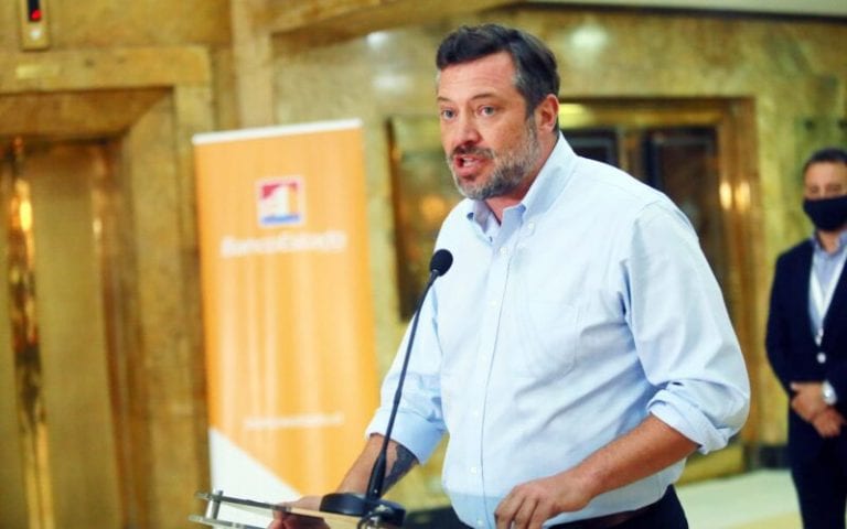 PPD apunta a Sichel como responsable por aglomeraciones para renovar tarjetas de BancoEstado