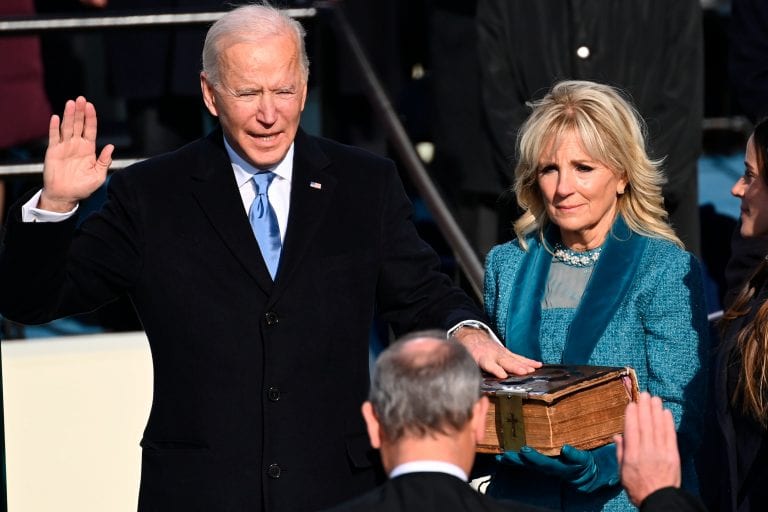 Biden asume como presidente y pide unidad a los estadounidenses,  porque sin ella “solo hay amargura y furia”