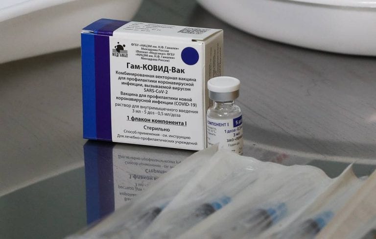 Centro Gamaleya revela informe que vacuna Sputnik V es eficaz contra mutaciones del coronavirus