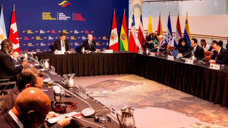 Se sigue desmoronando la estrategia regional anti-Maduro: Argentina formalizó su retiro del Grupo de Lima