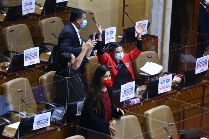 Sala-super-ricos-1024x683