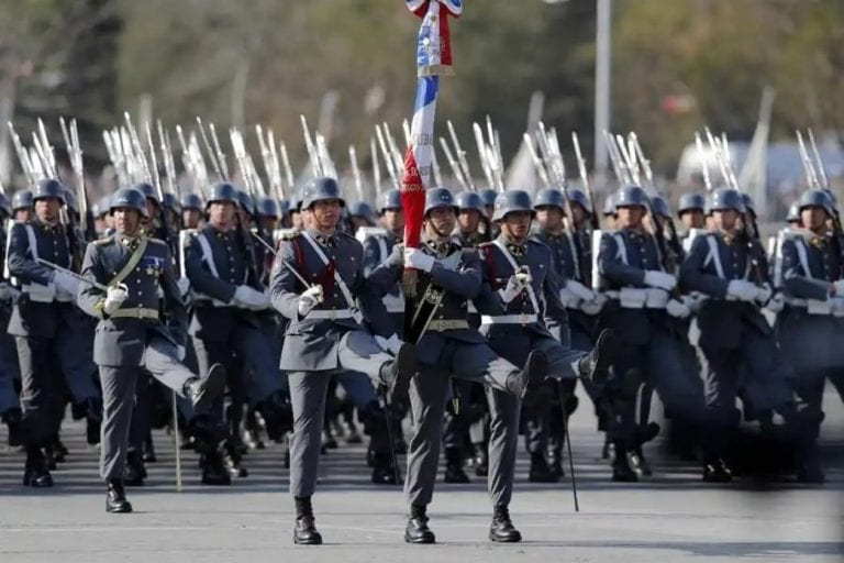 Gobierno confirmó Parada Militar 2021 con homenaje al personal de la salud