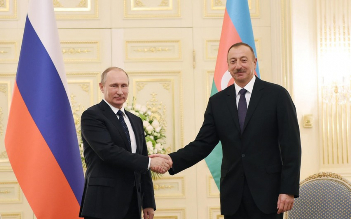 Pdtes. de Rusia y Azerbaiyán reafirman intención de afianzar asociación estratégica entre ambos países