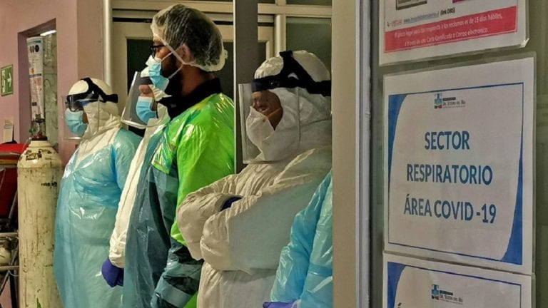Chile reporta 20.503 nuevos contagios y 146 fallecidos por causas asociadas al Covid