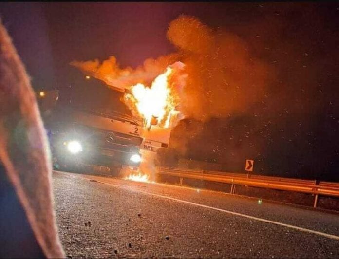 Incendio camiones OK