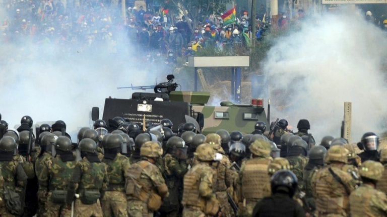 Crisis Argentina-Bolivia por envio de armas: Ministro de Defensa argentino asegura tener “pleno convencimiento de que Macri estaba al tanto”