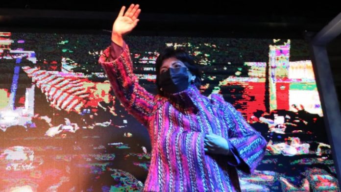 Yasna celebra (Mega)