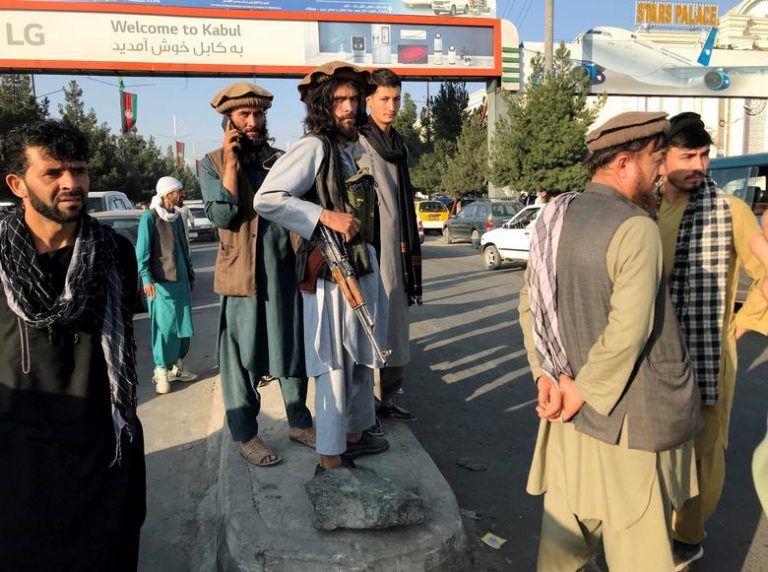 Rusia inicia contactos con nuevas autoridades de Afganistán