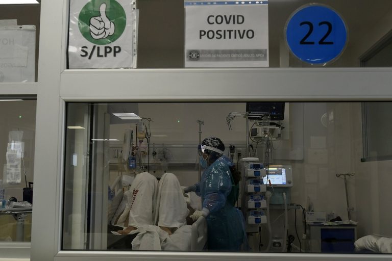 Chile reporta 10.472 nuevos contagios y 78 fallecidos por causas asociadas al Covid