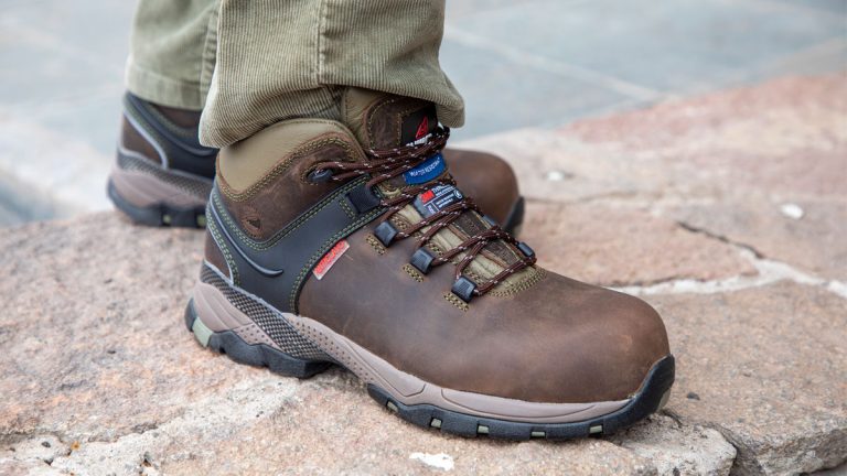 Temporada agrícola: Cómo cuidar los pies de los trabajadores temporeros con el calzado de seguridad ideal