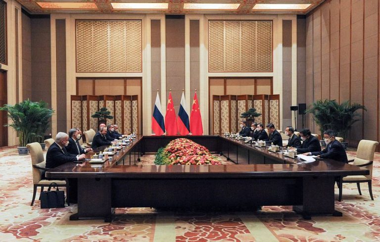 China-Rusia // Putin le dice a Xi que: Rusia está dispuesta a sostener una negociación de alto nivel con Ucrania