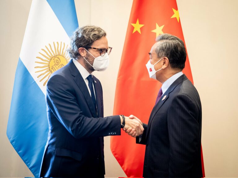 Argentina totalmente entregada a China: Acuerda fortalecer relación y apoyo a ‘Una sola China’
