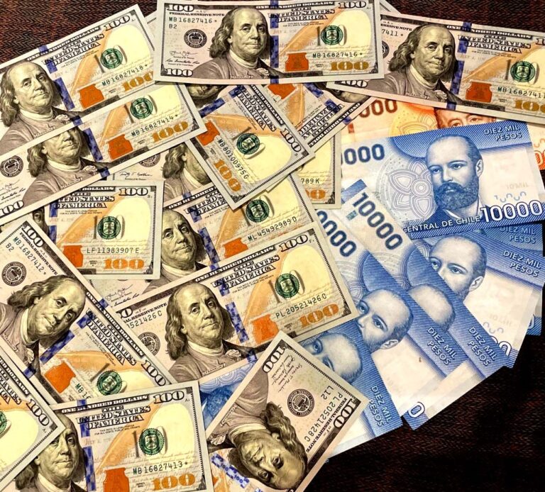 Banco Central de Chile anuncia programa de intervención cambiaria y Venta de dólares spot por  hasta US$10.000 millones