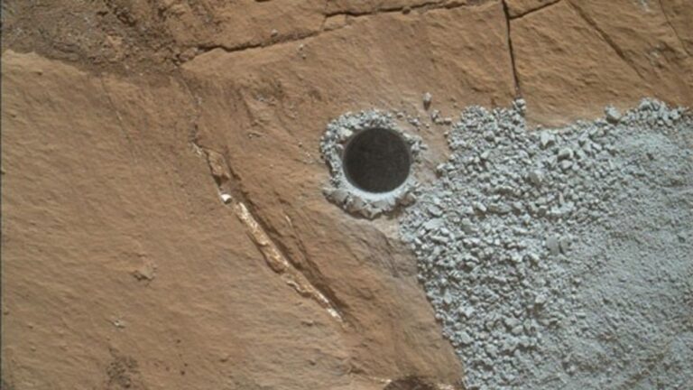 NASA: Tridemita mineral encontrado en Marte fue lanzado por una erupción hace 3 mil millones de años