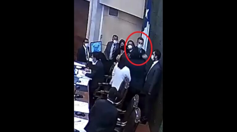 Chile Vamos le quita el piso a diputado De la Carrera y pide la “más alta sanción” al Comité de Ética