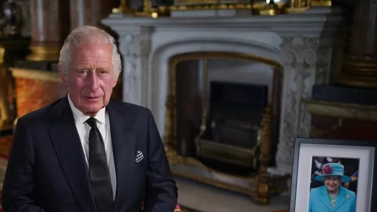 El Discurso del Rey: Carlos III se dirigió por primera vez a su país por televisión como monarca del Reino Unido