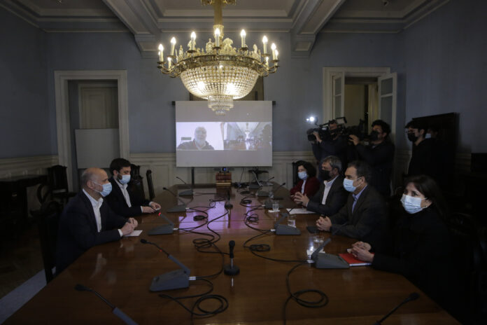 Reunión Senado, Diputados y Servel