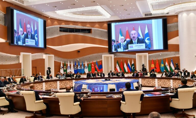 Pdte. de Azerbaiyán en cumbre de Samarcanda: “Desafortunadamente, el 13 de septiembre, Armenia perpetró una provocación militar a gran escala en la frontera estatal con Azerbaiyán” 