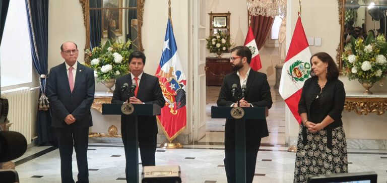 La suspendida Alianza del Pacifico se hace igual: presidentes Boric y Castillo acuerdan realizar la cumbre en Perú
