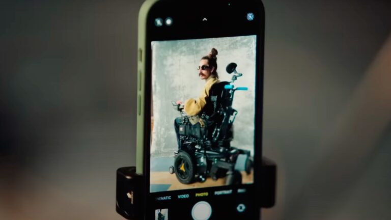 Apple:Día Internacional de las Personas con Discapacidad