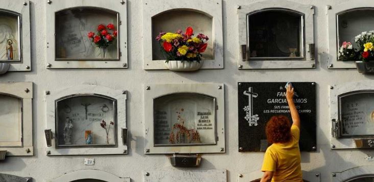 Estudio de Odecu a contratos de cementerios detecta serias irregularidades