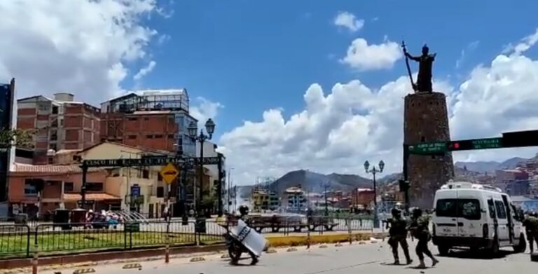 Protestas siguen en Perú: En Cusco muere un manifestante al enfrentarse con la policía