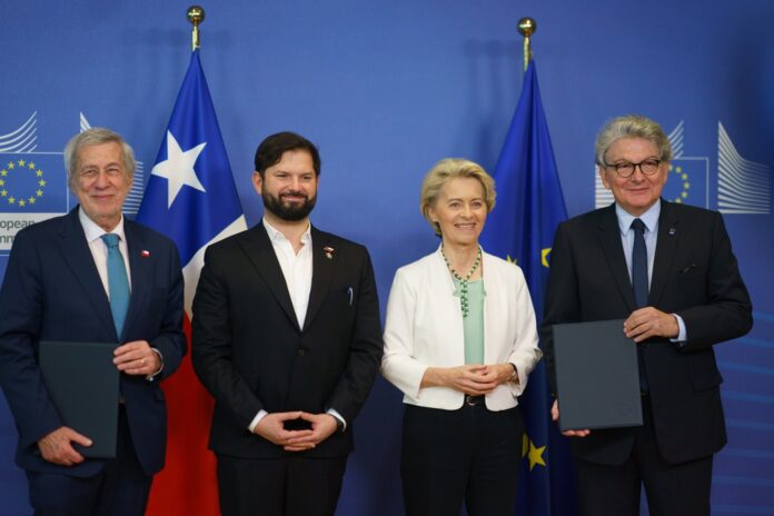 FIRMA ACUERDO CHILE UE 18 JULIO2023