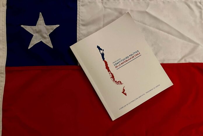 BANDERA CONSTITUCION23ok