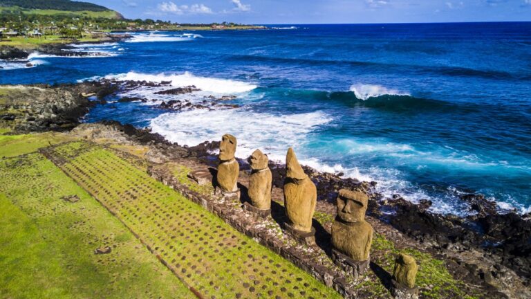 Elaboración de plan de desarrollo turístico de Rapa Nui incorpora visión de niños y jóvenes para la isla al 2030