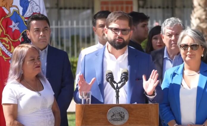 Gabriel Boric Bono Marzo Estación Central 01-03-2024