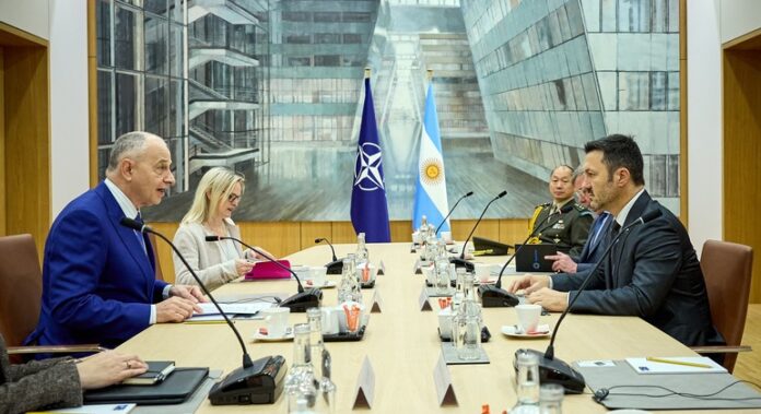 Reunión Mindef Argentina Petri -OTAN 18-04-2024