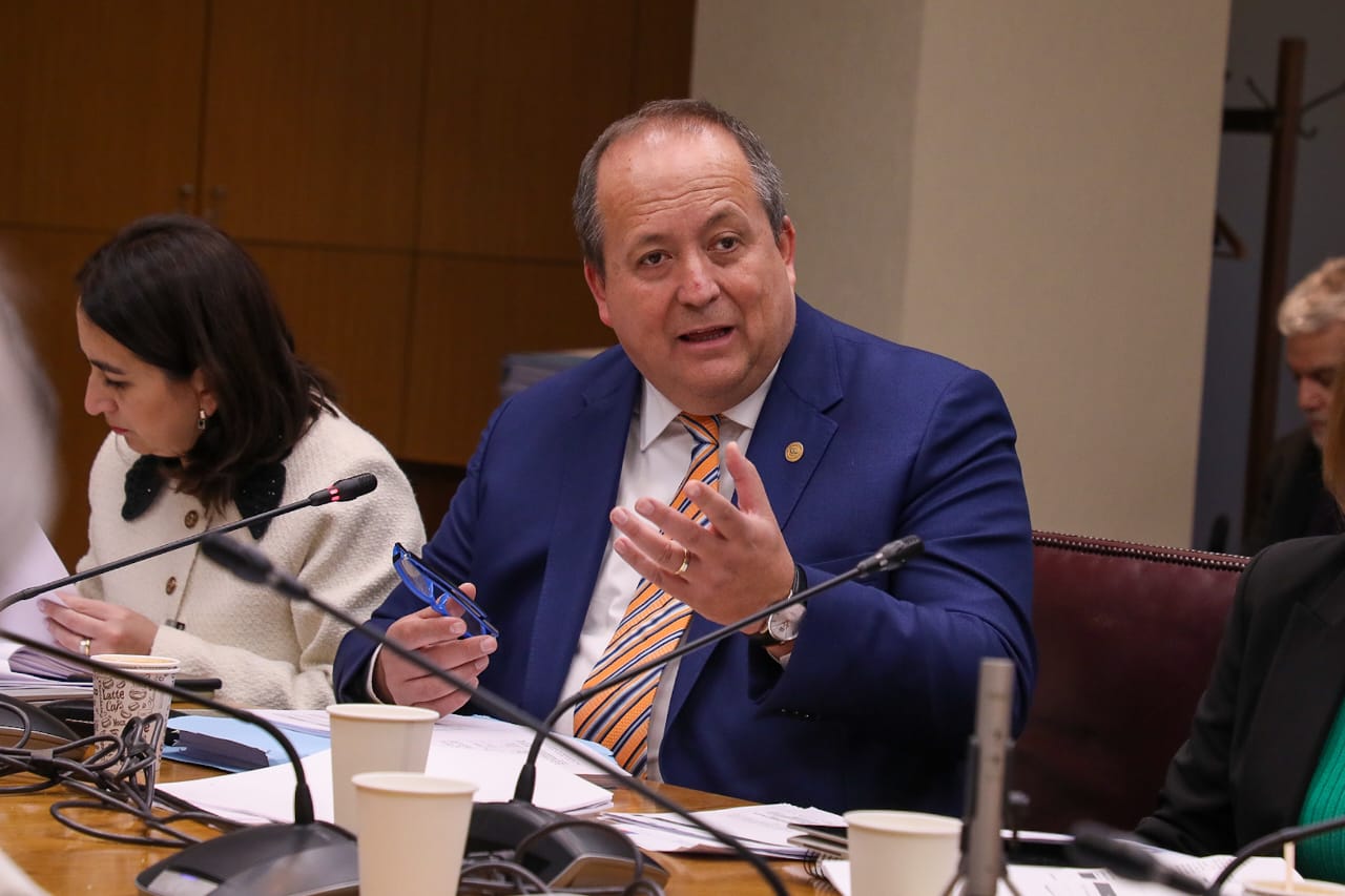 Fiscalía nacional señaló que no ha sido oficialmente informada de cierre de investigación en caso Monsalve