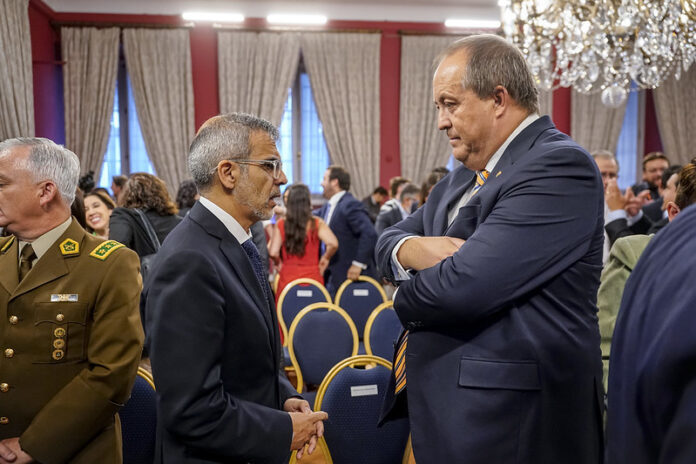 53489168435_a725e97d36_c