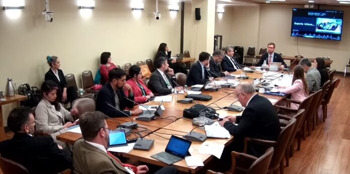 Sesión Comisón de Defensa Cámara 15-10-2024