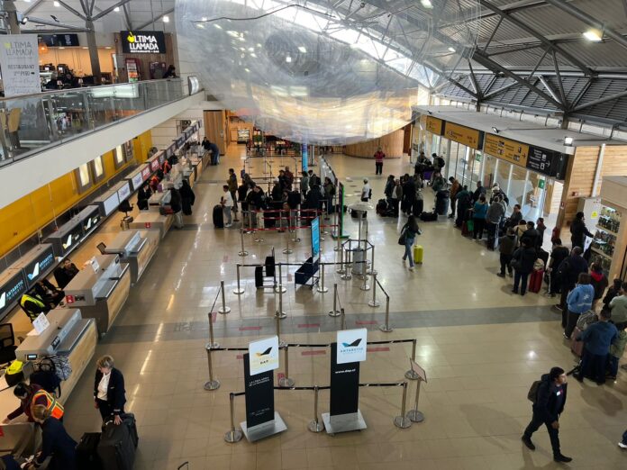 Sala de pasajeros Aeropuerto de Punta Arenas