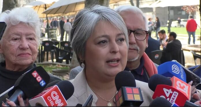 Jeannette Jara 04-09-2025