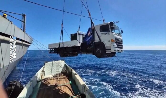 Camiones grua para Rapa Nui