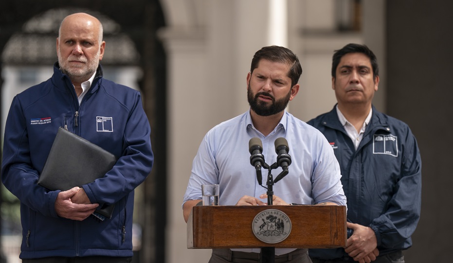 Pdte. Boric detalla paquete de medidas en apoyo a los afectados por incendios en el sur