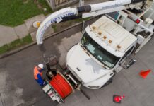 Buzo sufre accidente mientras hacía mantención en ductos de agua potable en Tomé